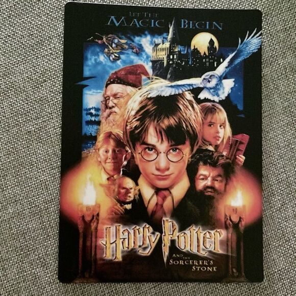 Harry Potter & the Sorcerer’s Stone Magnet - Picture 3 of 5